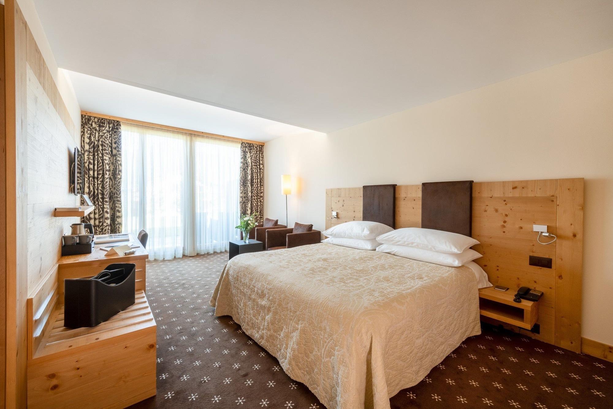 Nira Alpina 4* Silvaplana