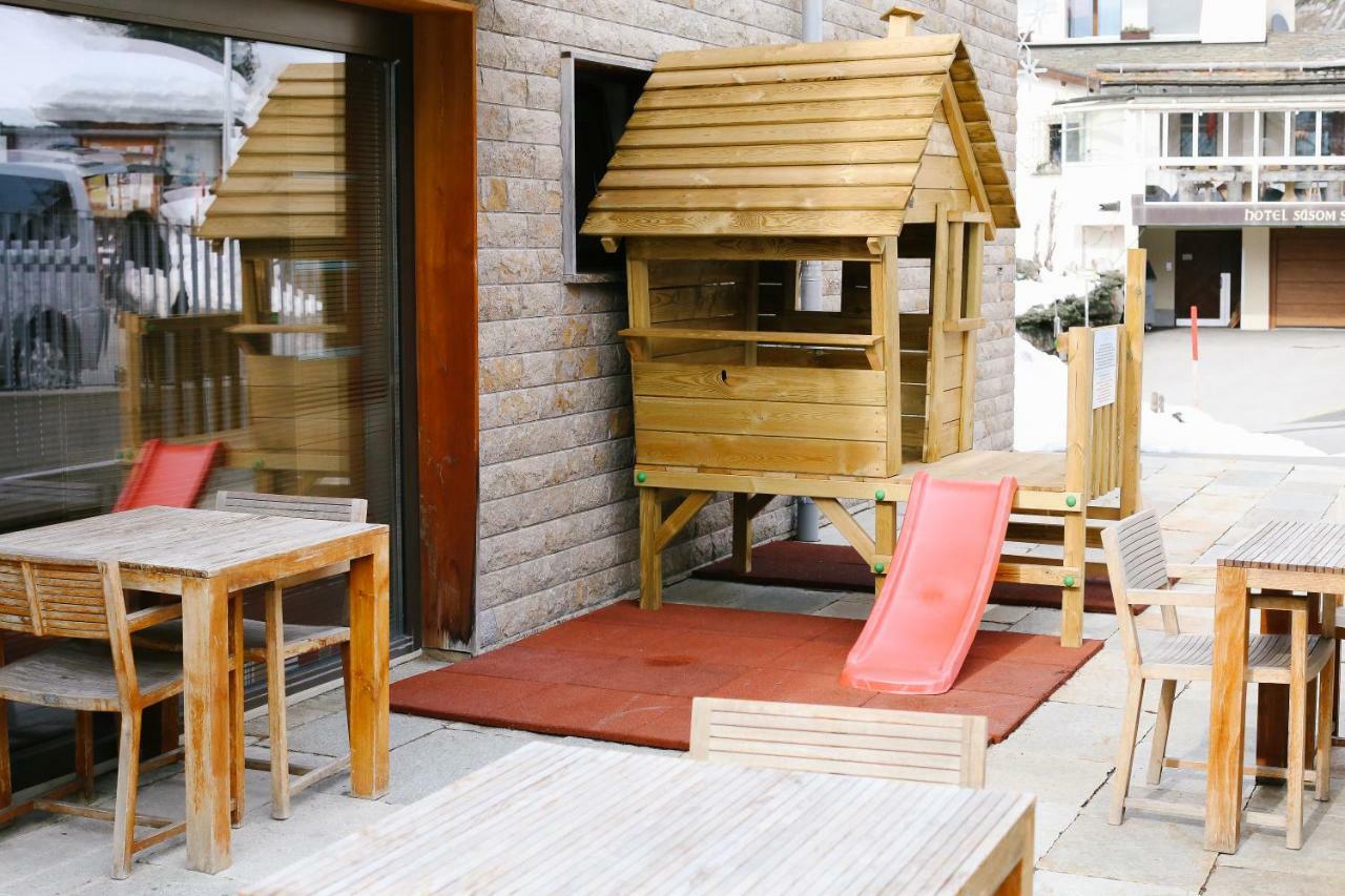 Nira Alpina Hotel