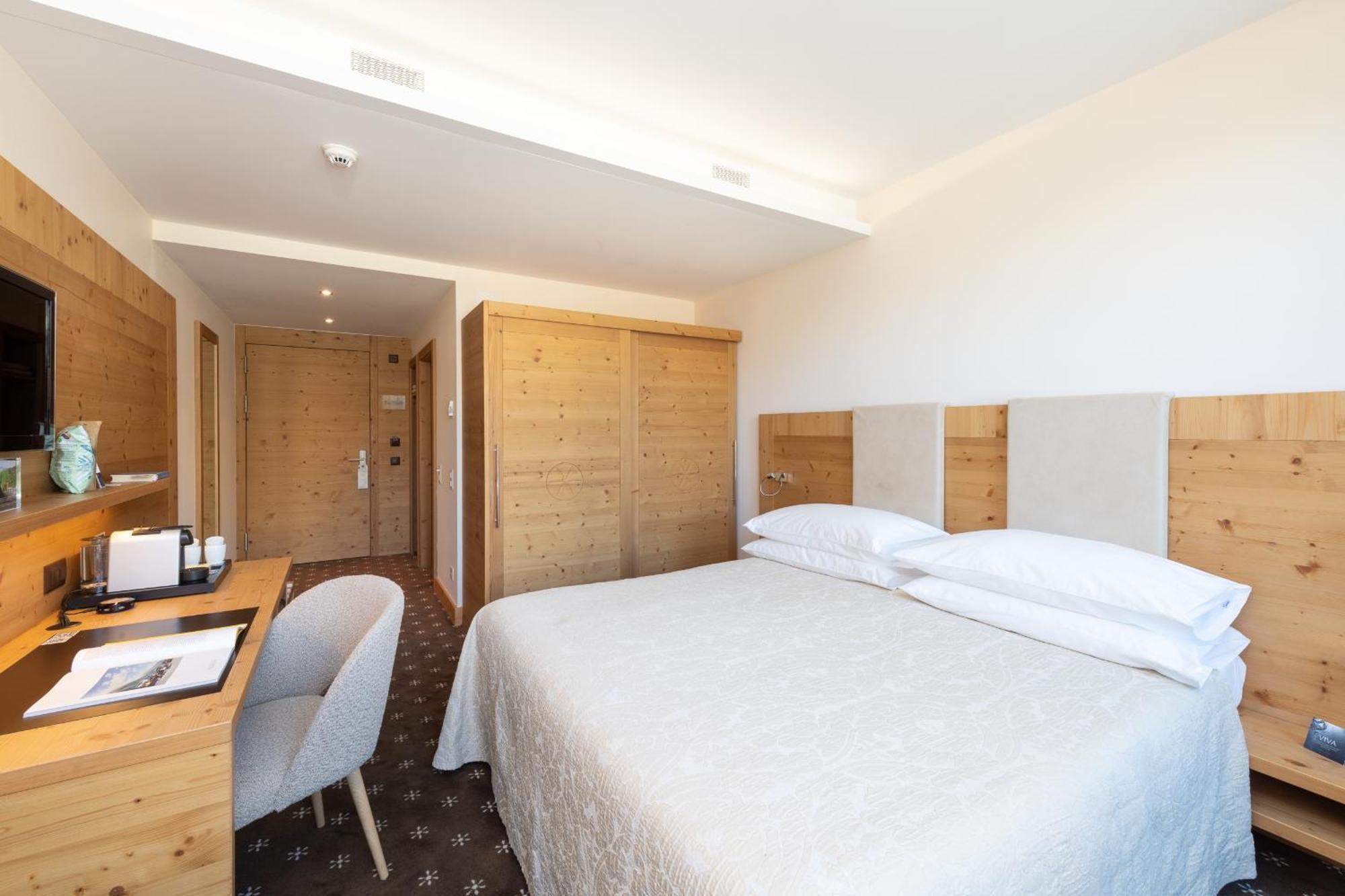 Hotel Nira Alpina