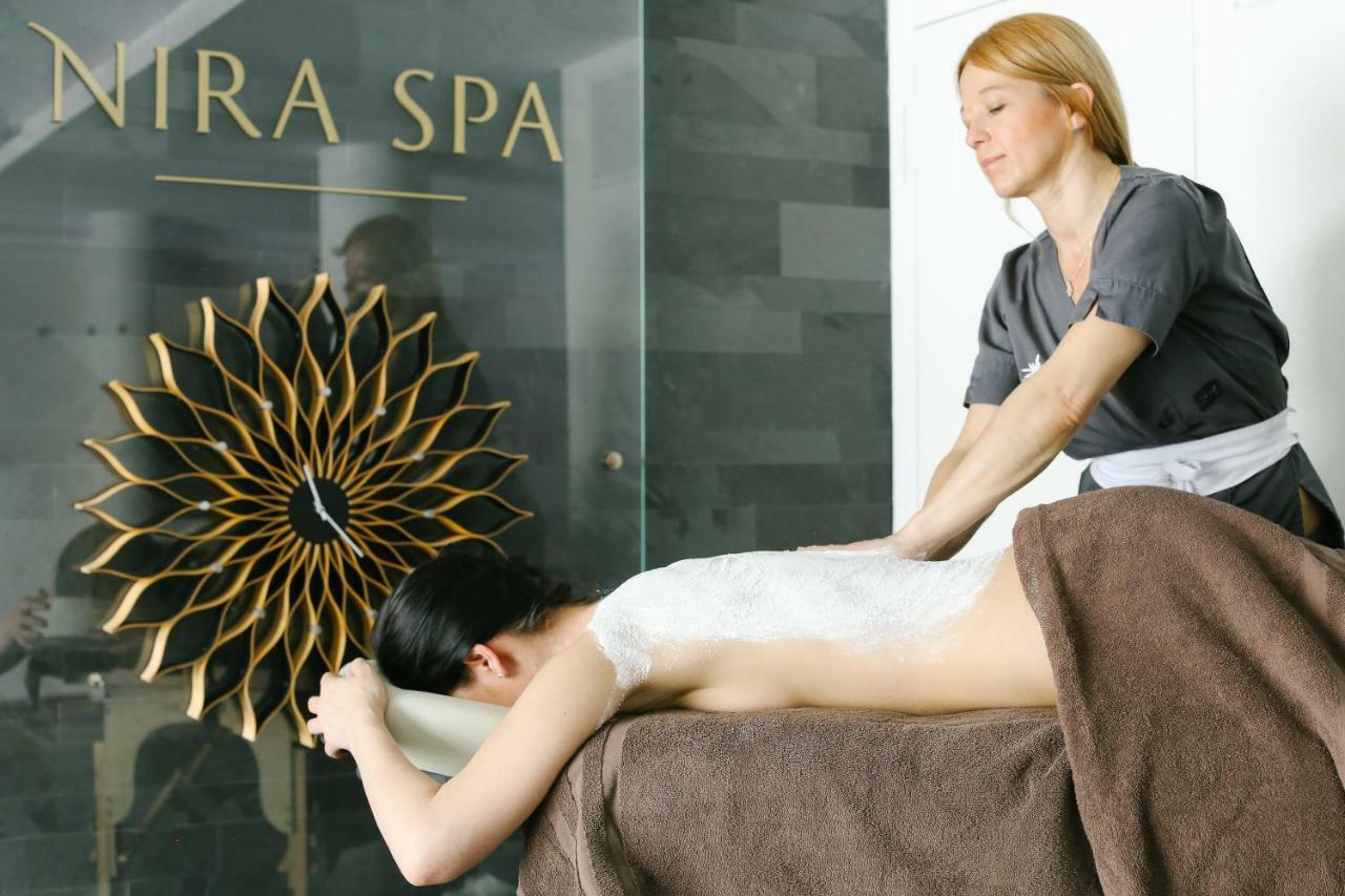 Nira Alpina Hotel 4*